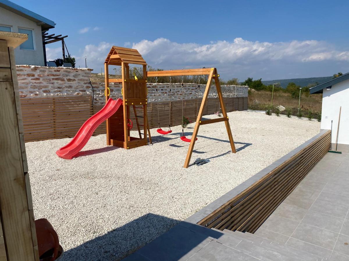 Holiday Villapark - Seaview Albena - Villa 13 Rogachevo ภายนอก รูปภาพ
