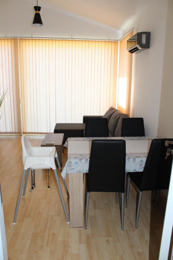Holiday Villapark - Seaview Albena - Villa 13 Rogachevo ภายนอก รูปภาพ